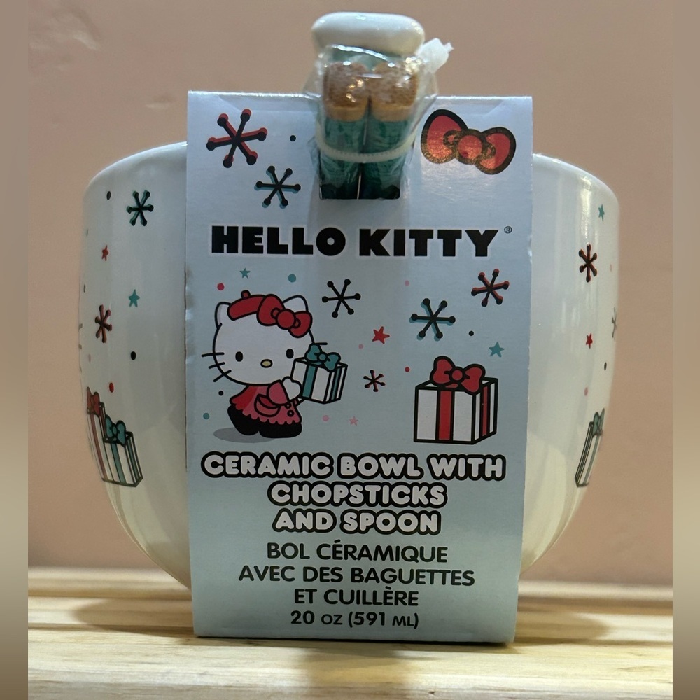 HELLO KITTY CERAMIC BOWL WITH CHOPSTICKS AND SPOON MADE BY SANRIO NWTS